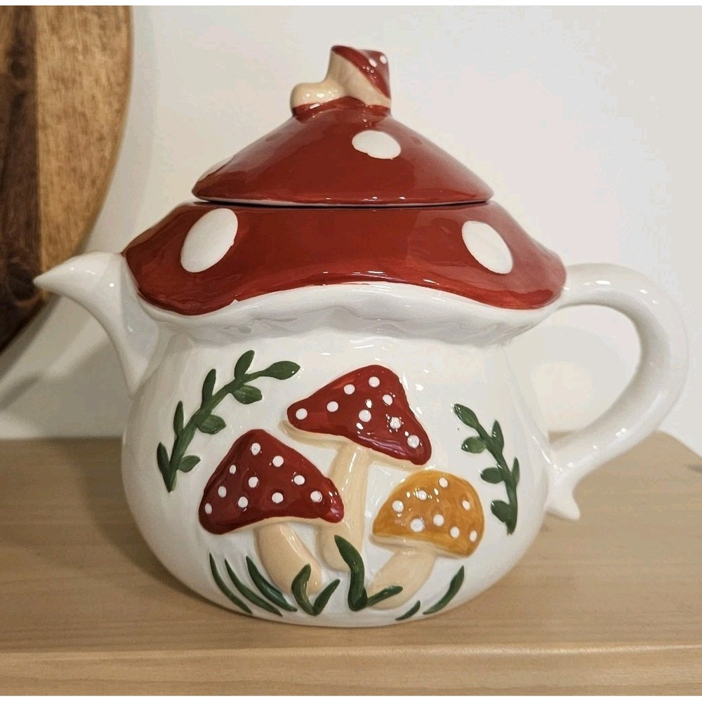 Potter's Studio Teapot Fairytale Red Mushroom Cottagecore Grandmacore